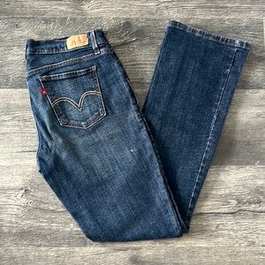 Womens Levis jeans 8 long